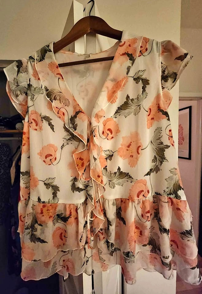 Haver + Blair Floral Ruffle Blouse Size 2X