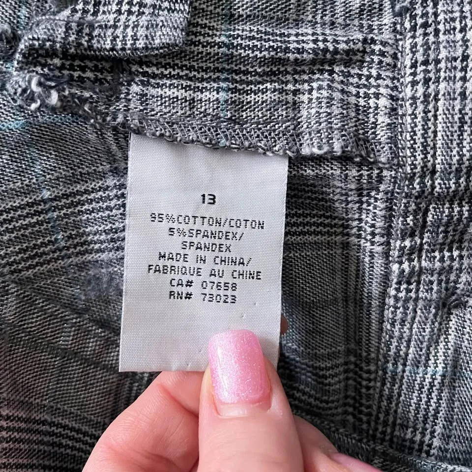 Y2K Plaid Flare Leg Women’s Size 13 Low Rise Pants image indicator(4)