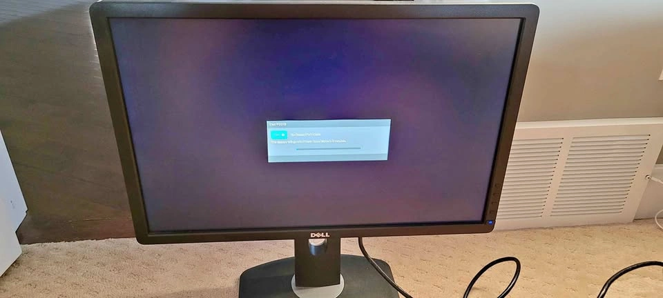 Dell 22" Professional Monitor (P2213f) - Complete with Stand