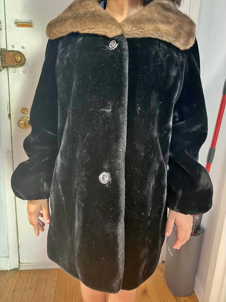 Vintage Borgaza Black Faux Fur Coat with Brown Collar- size 16