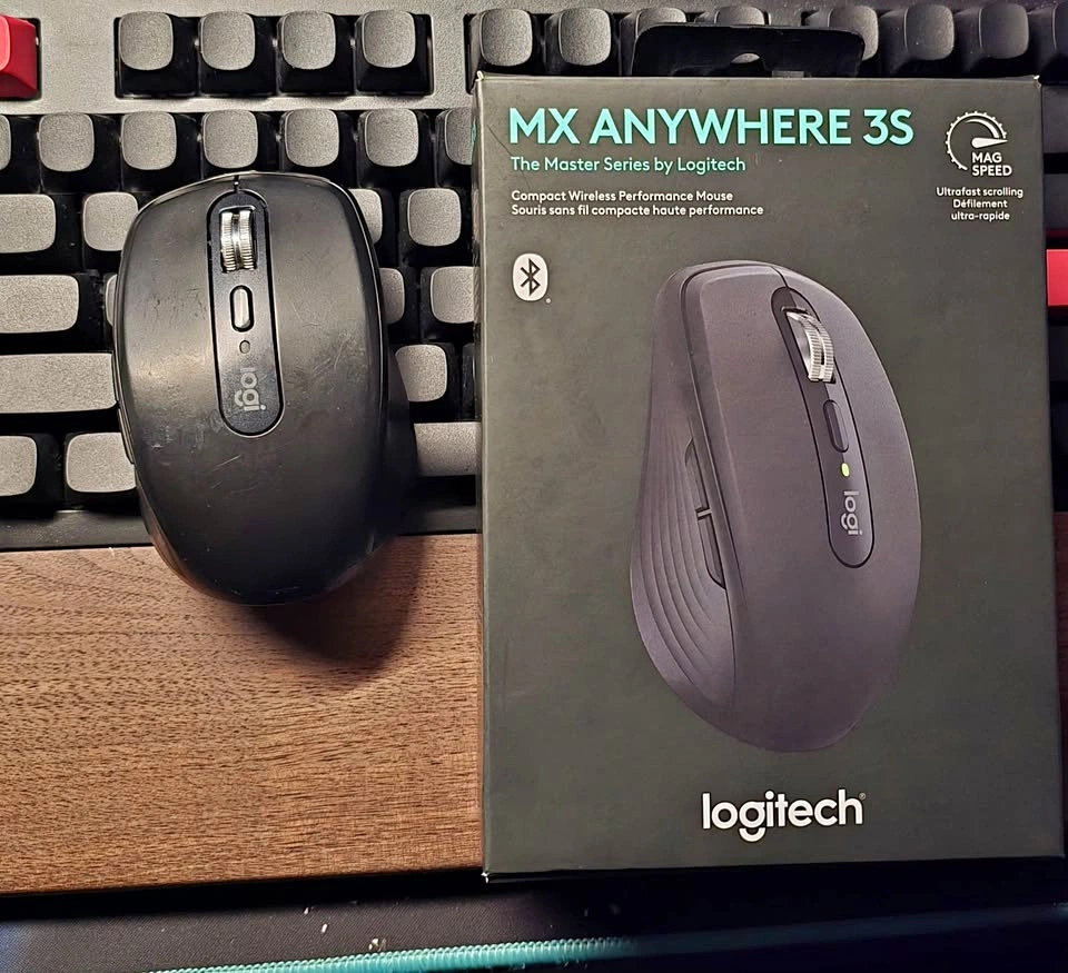 Logitech MX Anywhere 3S Wireless Mouse - Black