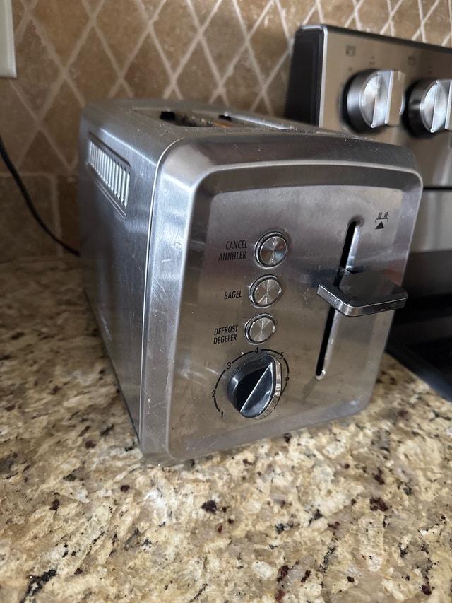 2 slot toaster