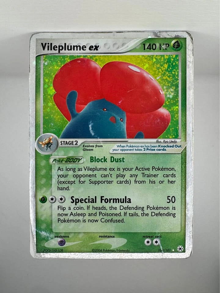 Vileplume - EX Hidden Legend Pokemon Card