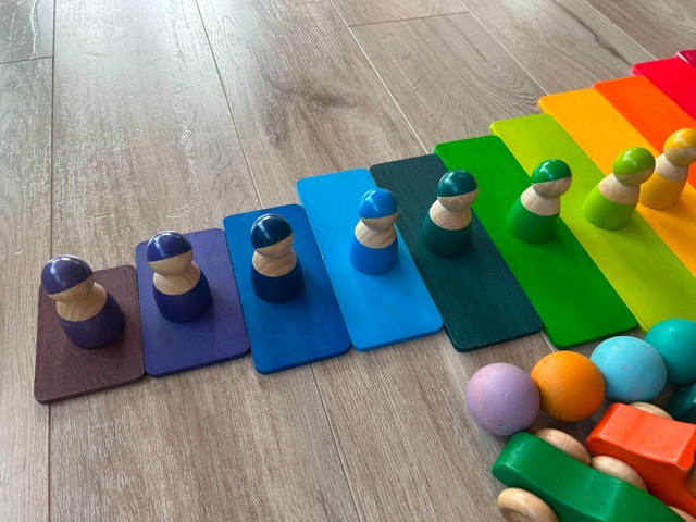 Rainbow Friends and Wooden Cars Set with rainbow plates - photo 5