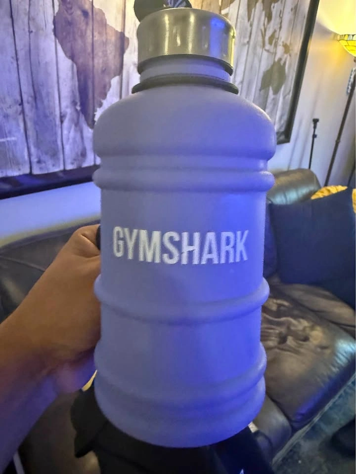 Gym shark bag and bottle