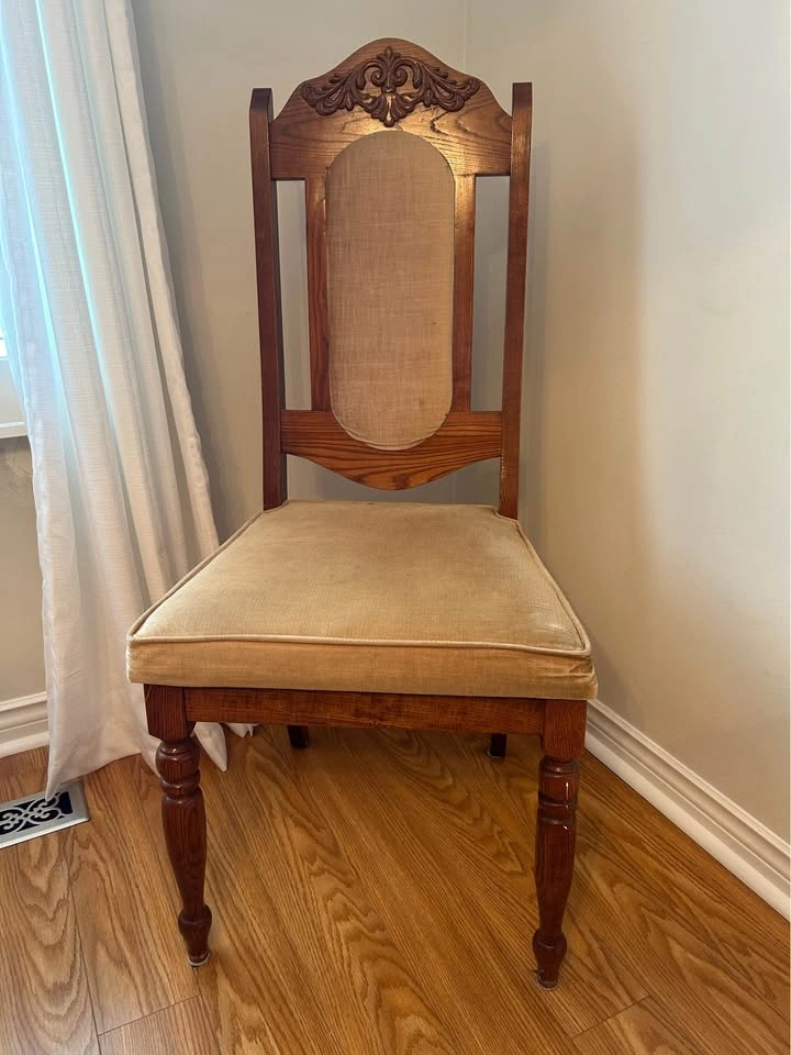 Moving Sale: Solid Wood Dining Set, Buffet/Hutch & Leather Sofas - photo 4