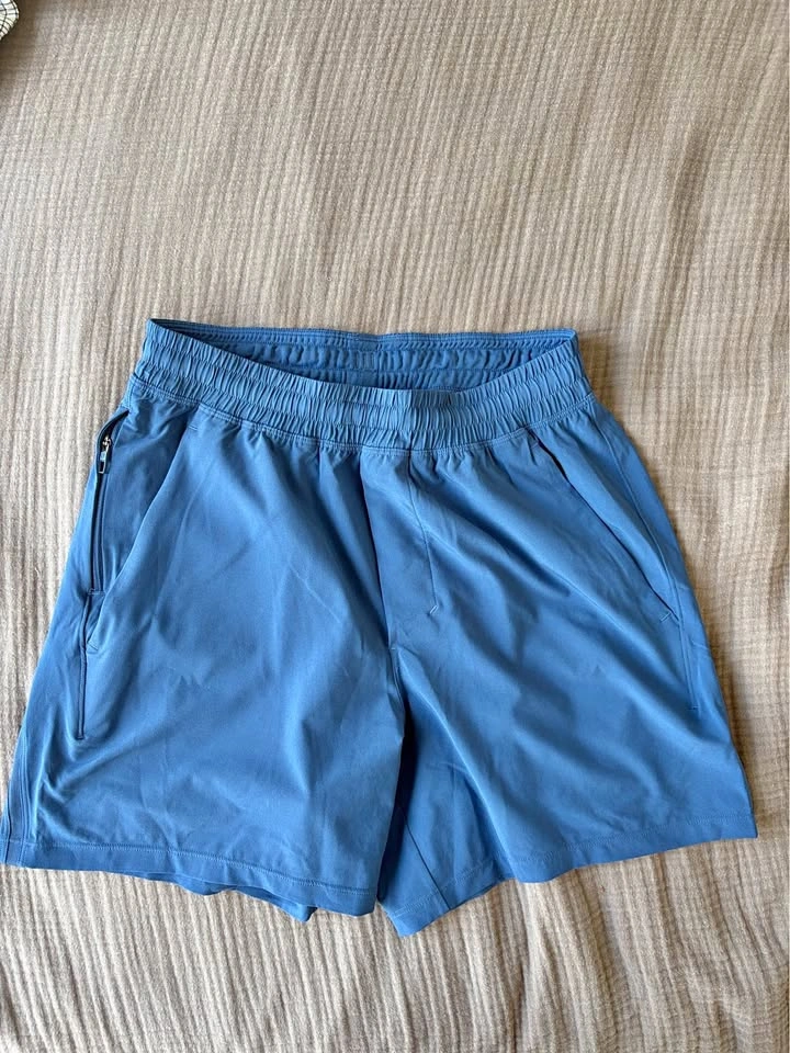 Lululemon 5 inch Pace Breaker Linerless