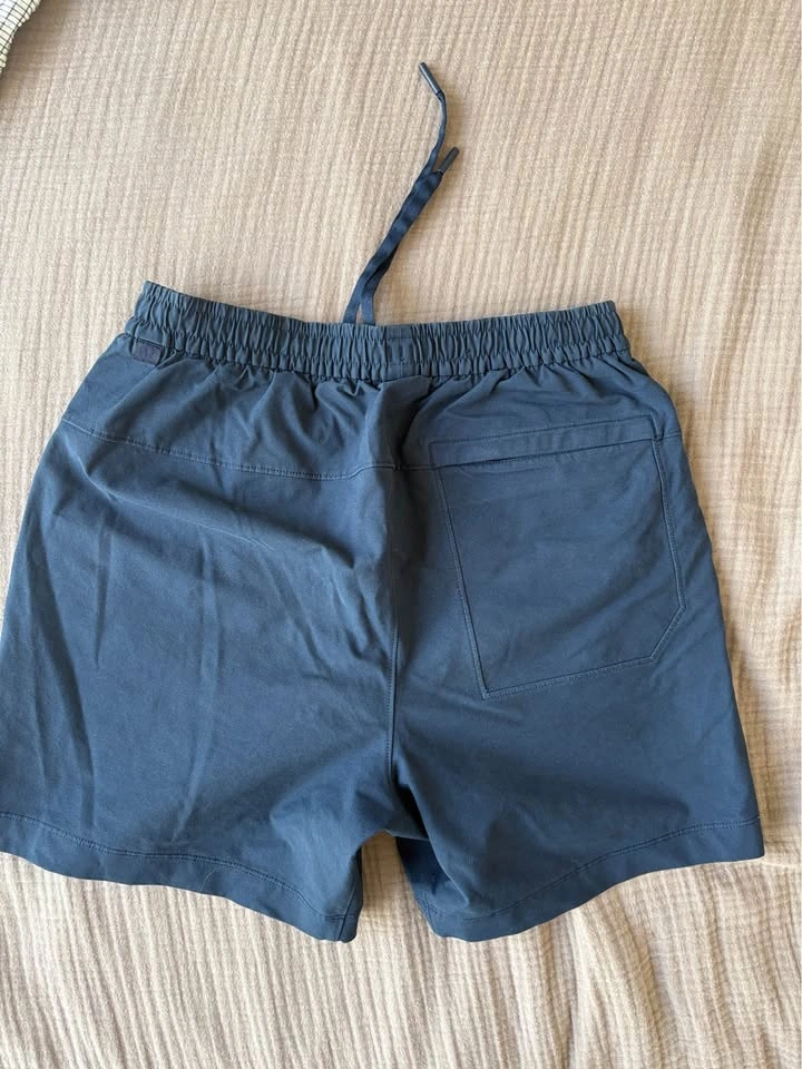 Men’s Lululemon Bowline 5 inch Shorts - photo 2