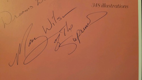 MARY WILSON Of The Supremes Signed "Supreme Glamour" - photo 5
