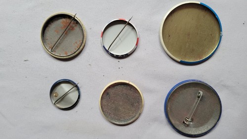 Vintage Political Campaign Button Lot (1970s-80s) - 6 Pins - photo 2