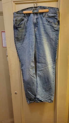 American Eagle Mens Jeans 38x32 Medium Wash 100% Cotton