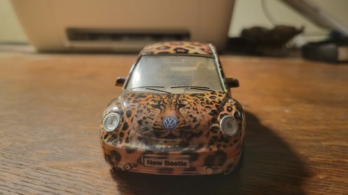 Kinsmart 1:32 Volkswagen New Beetle Diecast Car Leopard Print