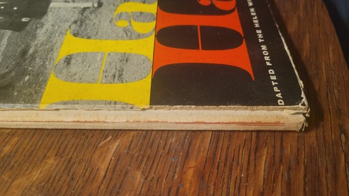 RARE Signed 1961 HAND IN HAND Helen Winston First Edition - photo 5