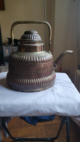 Vintage Copper Tea Kettle | Ribbed & Fluted Design