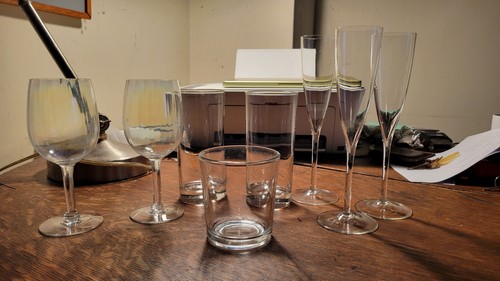 8-Piece "Instant Host" Glassware Bundle: Wine, Flutes & Tumblers