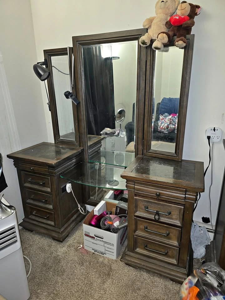 Vanity