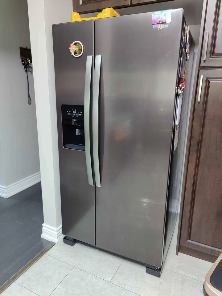 Whirlpool Side by Side Refrigerator in Black Stainless Steel - photo 2