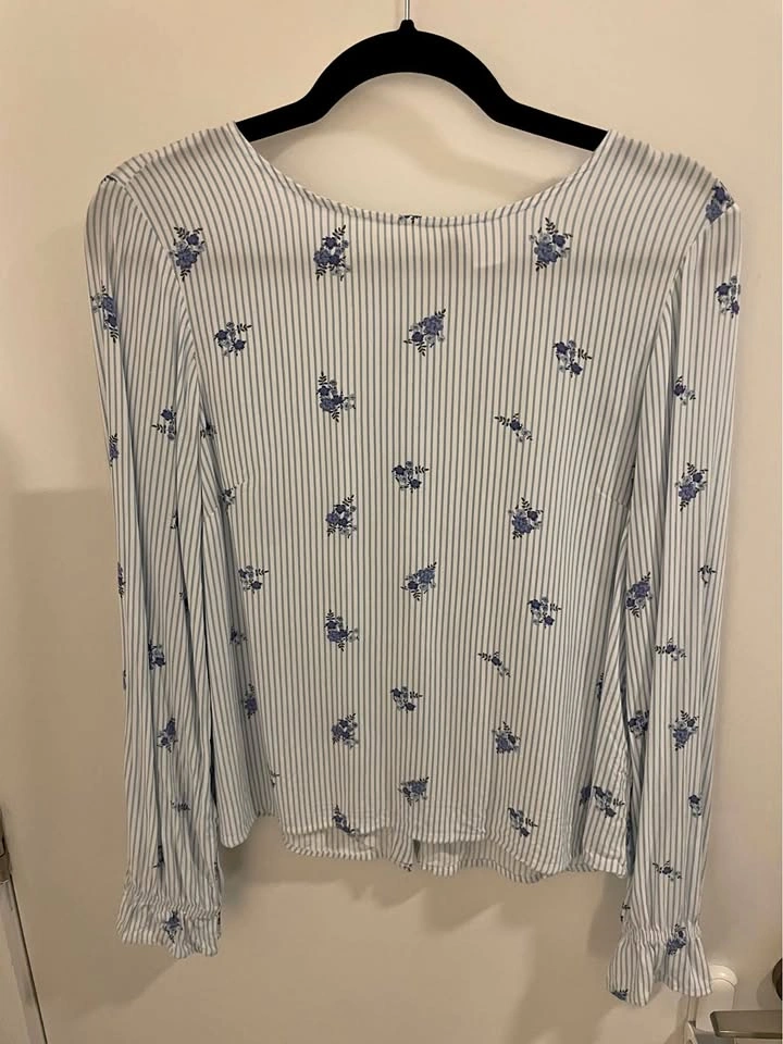 H&M blouse