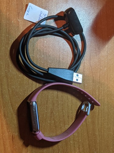 Fitbit Luxe FB422 Fitness Tracking Watch W/CHARGING USB CORD