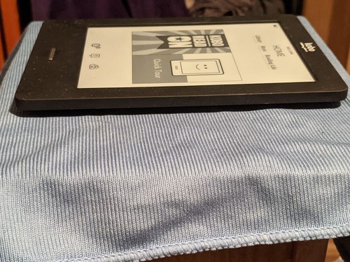 Kobo N905 Touch E-Reader Tablet With 6" Display Wi-Fi - photo 3
