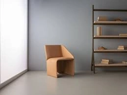 Designer Leather Accent Chair – Camel – Showroom Sample - photo 4