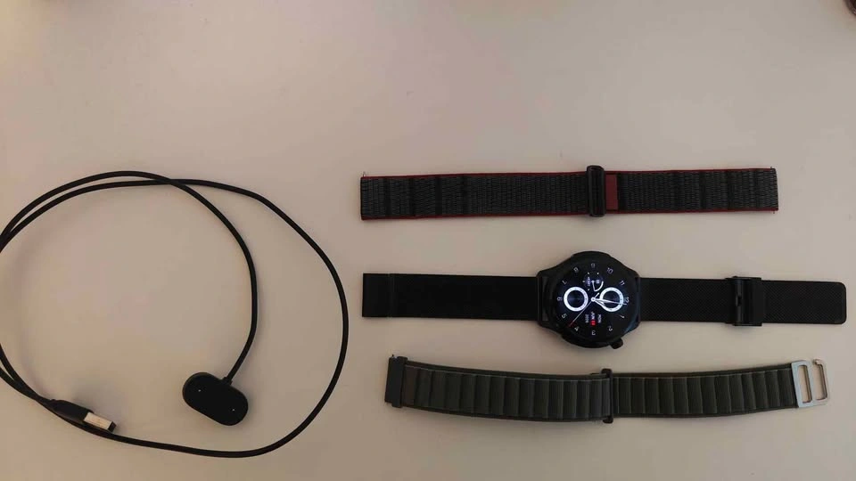Amazfit GTR 4 Smartwatch – Great Condition + 3 Extra Straps - photo 2