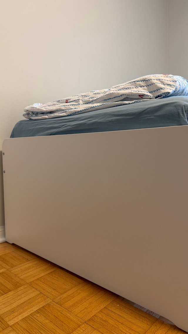 IKEA Bed Frame - photo 4