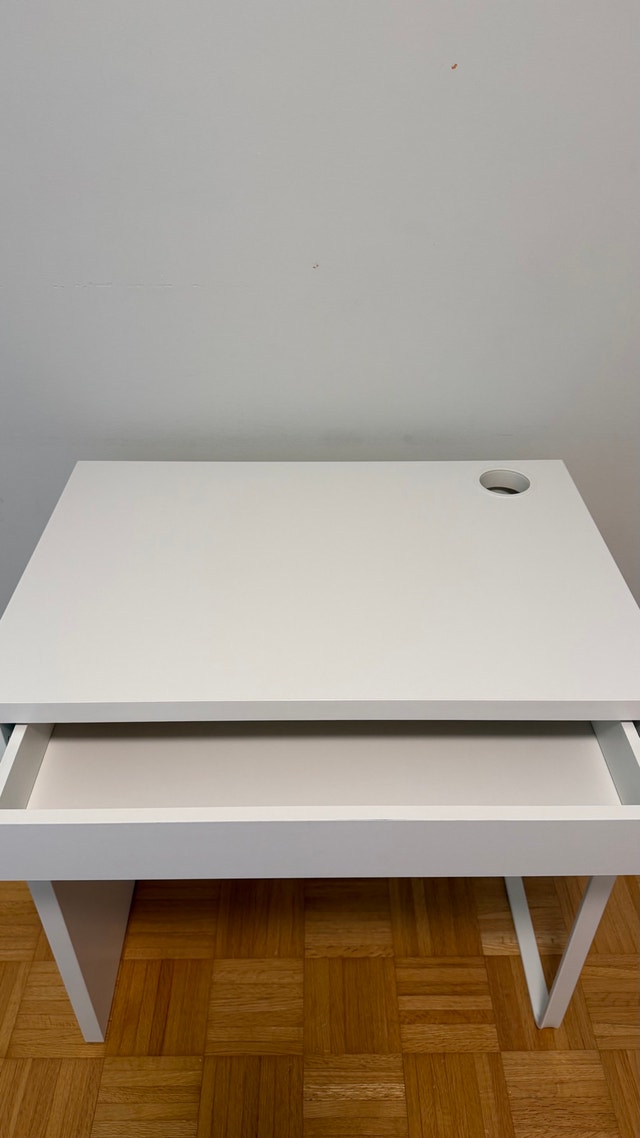 IKEA MICKE Desk - photo 5