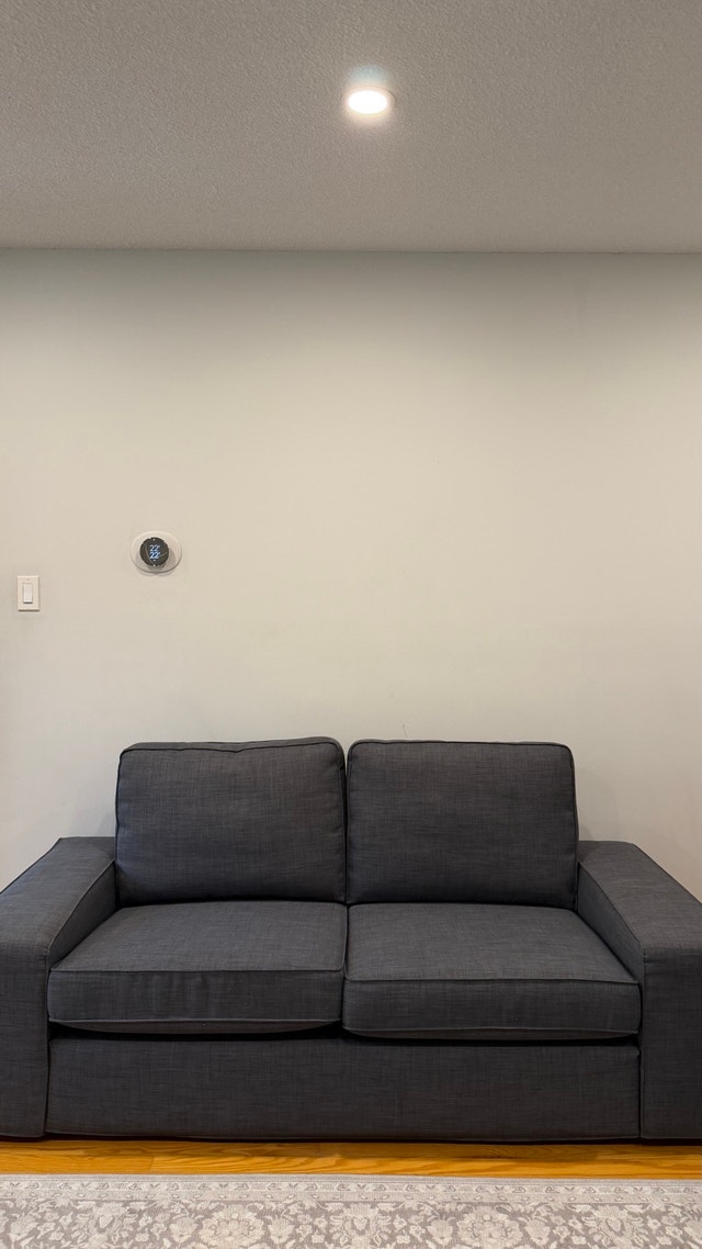 IKEA Sofa - photo 2