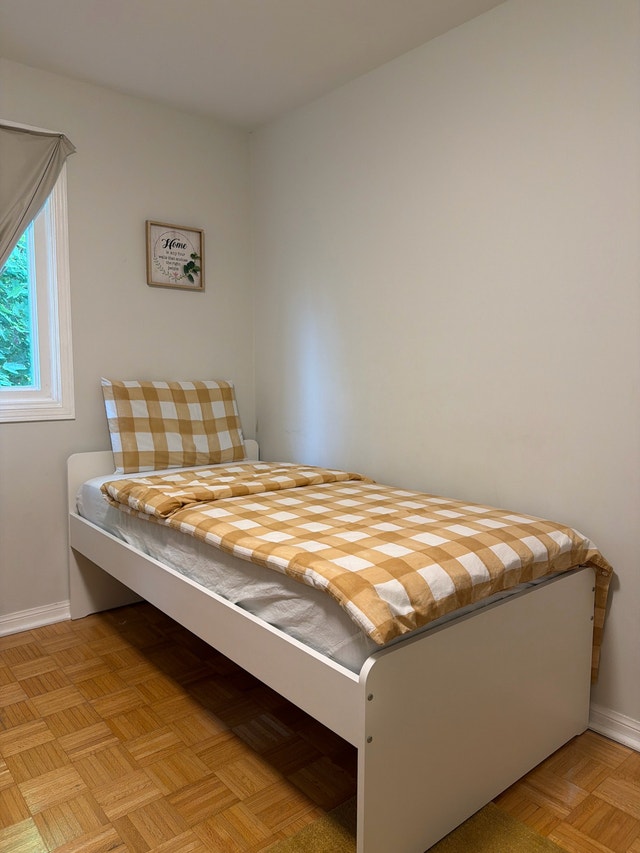 IKEA twin size bed frame - photo 2
