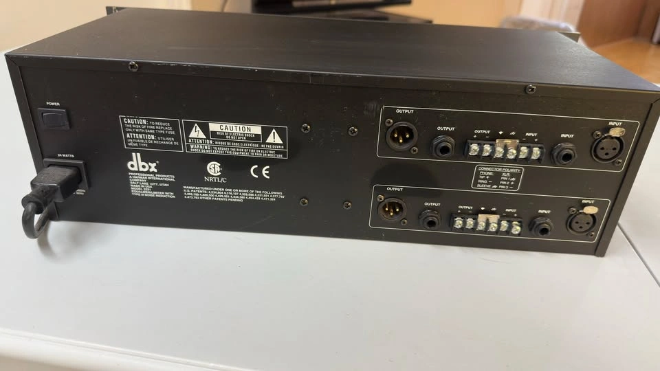 DBX 2231 Graphic Equalizer - photo 4