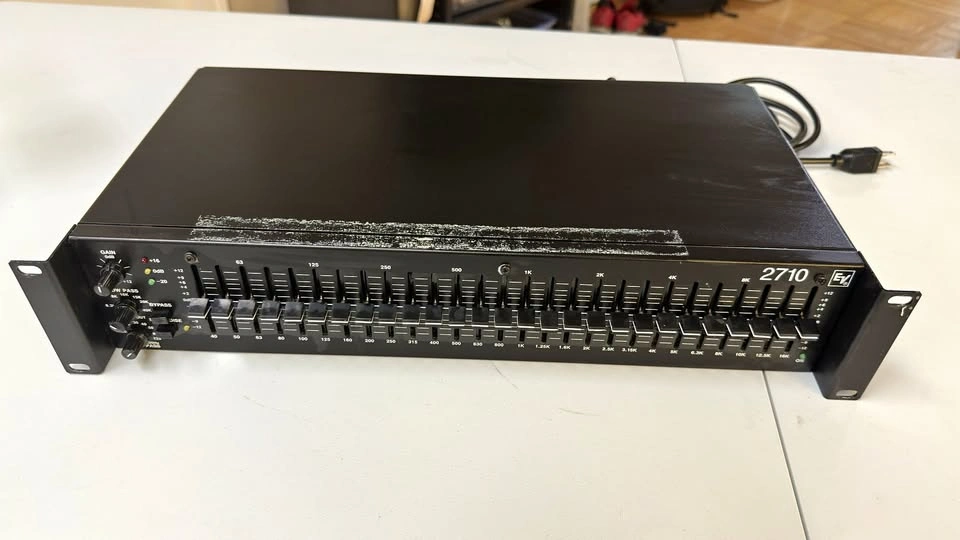 EY 2710 Graphic Equalizer