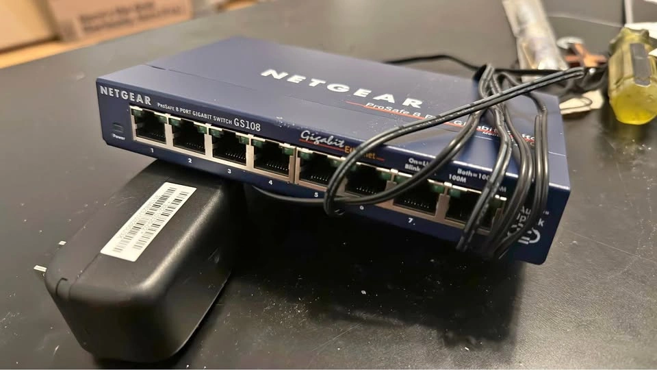NETGEAR ProSafe 8-Port Gigabit Switch GS108