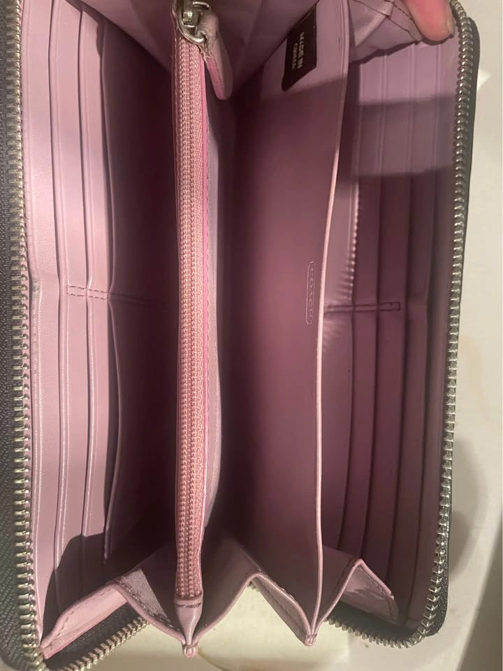 Coach Wallet - photo 3
