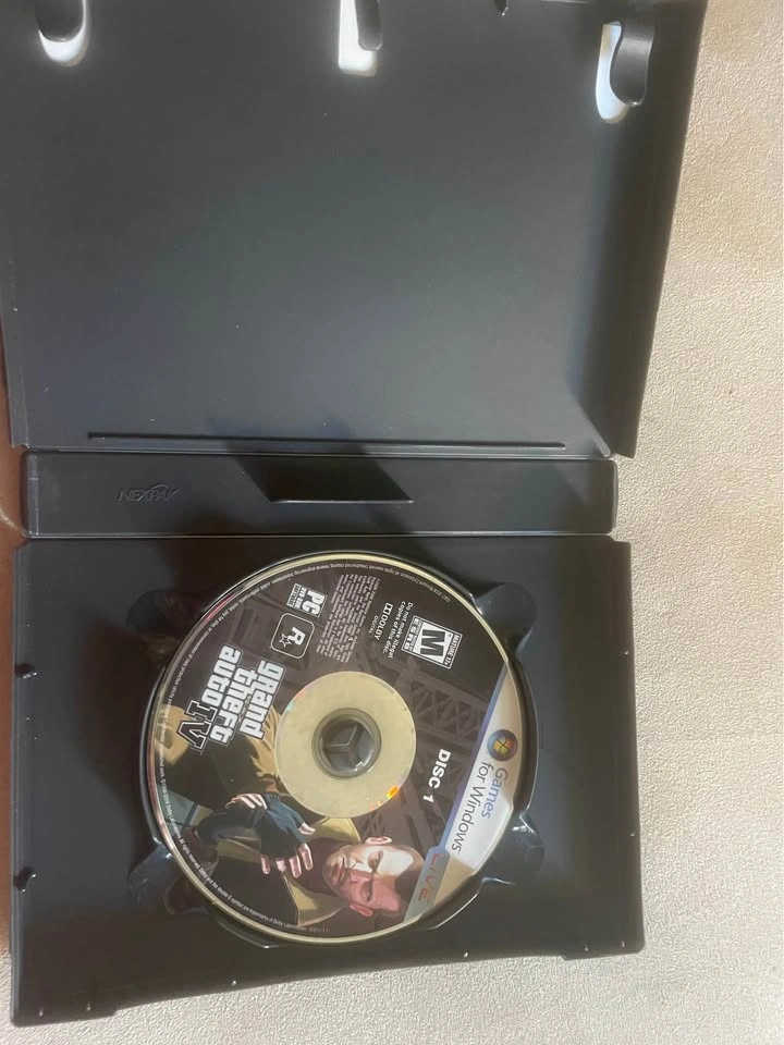 Grand Theft Auto IV - photo 2