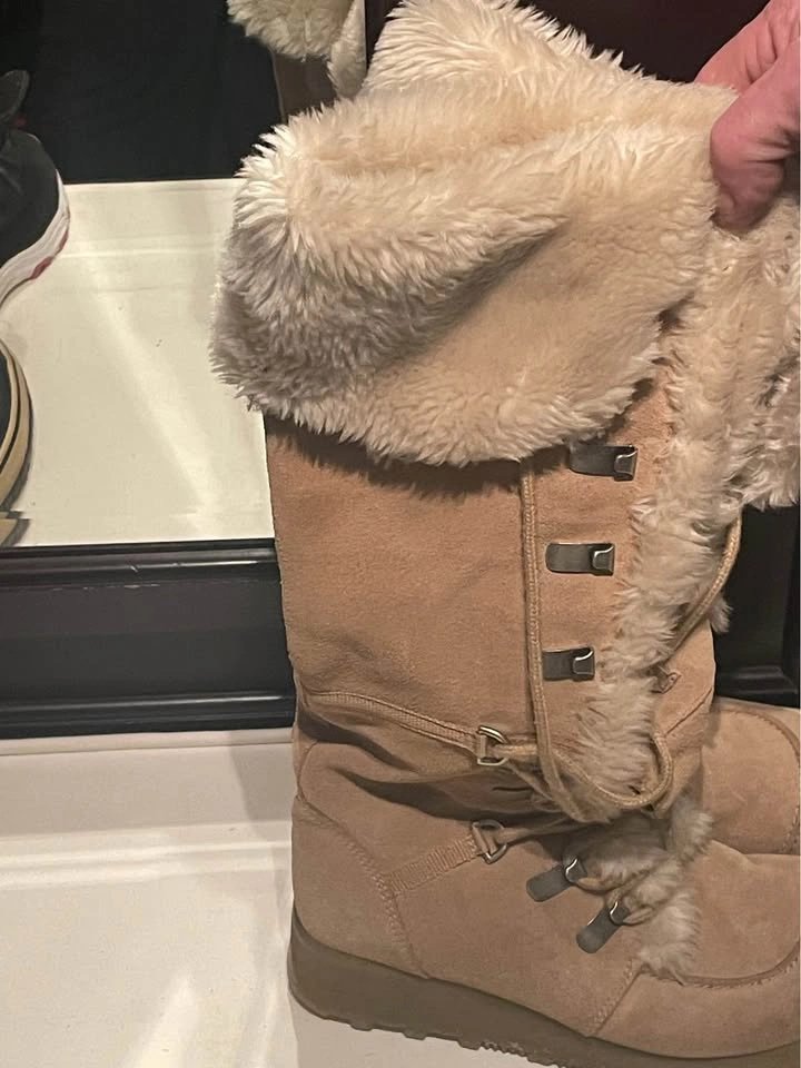 Women’s Aldo Winter Boots - photo 2