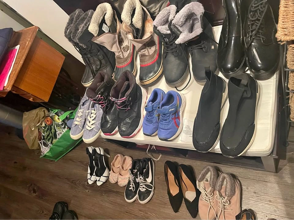 Footwear Women’s/ Men’s & Kids