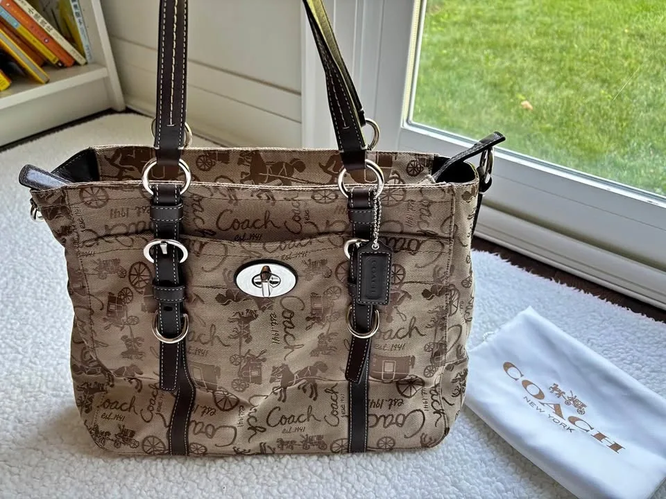 Coach Vintage Y2K Brown Horse Carriage Canvas Shoulder Tote