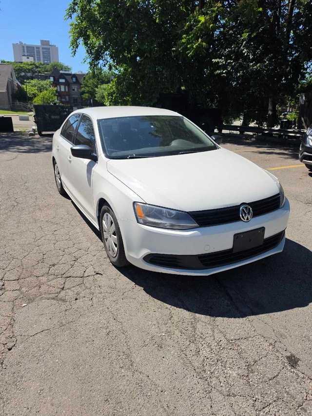 2013 volkswagen jetta 2.0L manual
