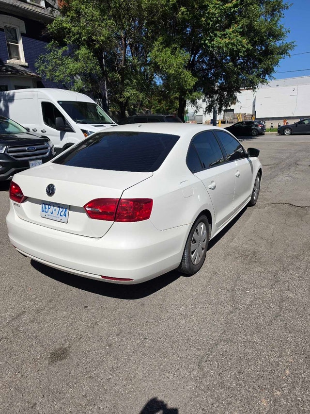 2013 volkswagen jetta 2.0L manual - photo 4