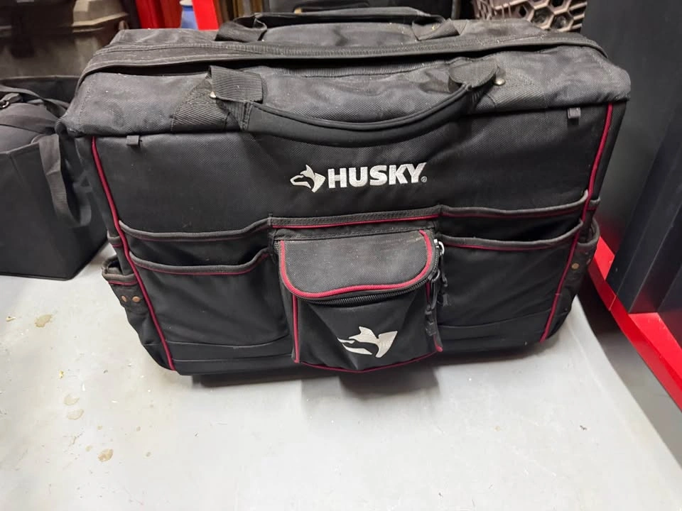 Husky Rolling Tool Bag (1ft x 2ft x 1.5ft) - photo 2