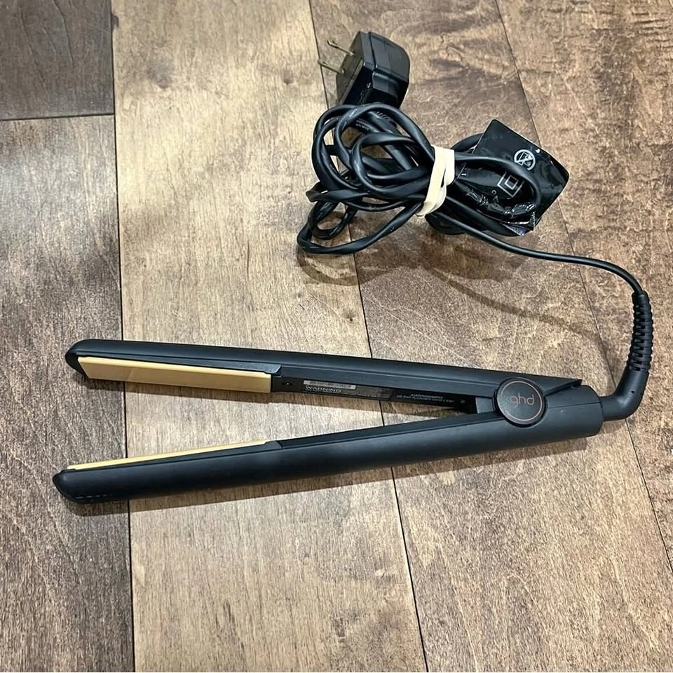 GHD Classic 1” Hair Straightener