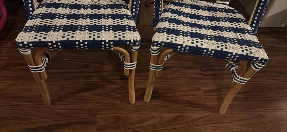 Tommy Hilfiger wicker chairs and table (child) - photo 3