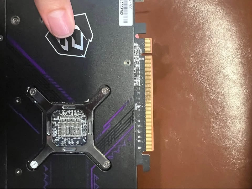 AMD RADEON™ RX 7800 XT - ASROCK PHANTOM GAMING OC - photo 5