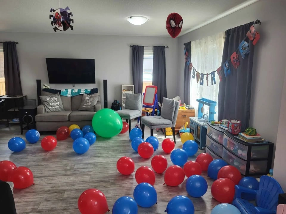 Spiderman birthday decorations - photo 5