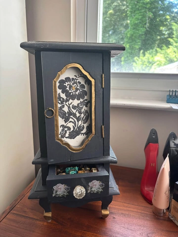Antique vintage jewelry box - photo 3