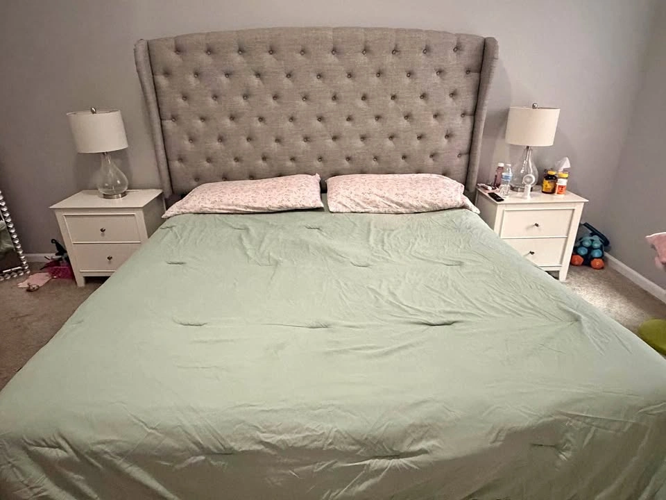 King Bedroom Set - Mattress Not Included