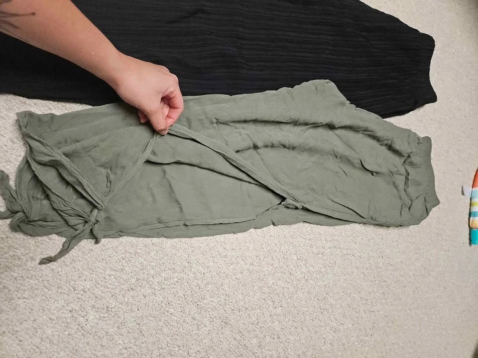 Womens summer pants - Size 8/10 - photo 2