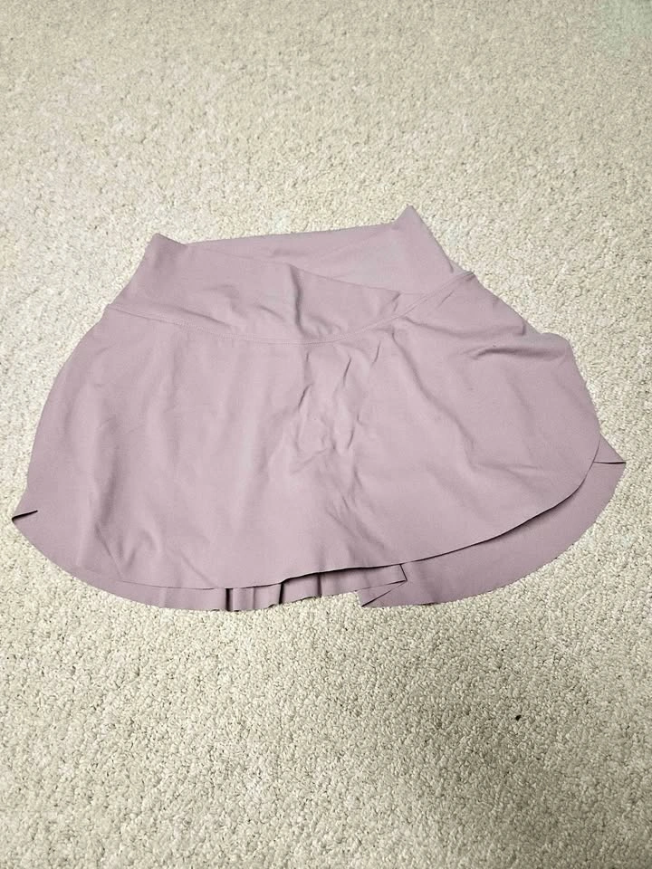 Halara Skirt - Size medium