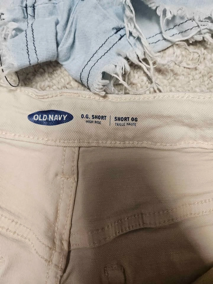 Womens shorts - Size 10 - photo 2